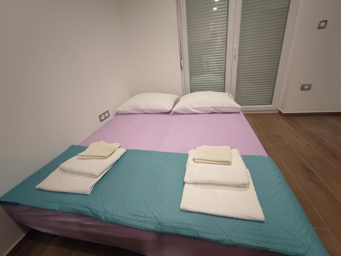 Dali II Apartment โนวาลยา ภายนอก รูปภาพ