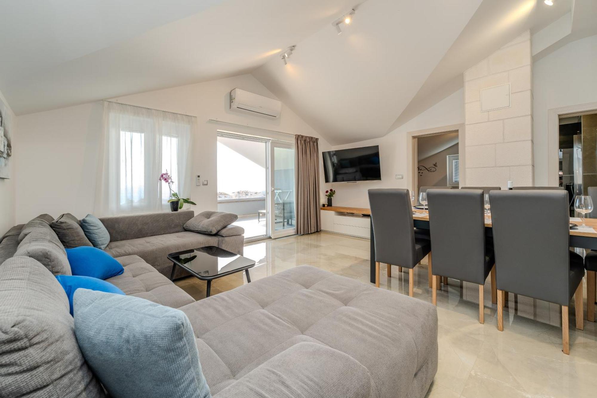 Dali II Apartment โนวาลยา ภายนอก รูปภาพ