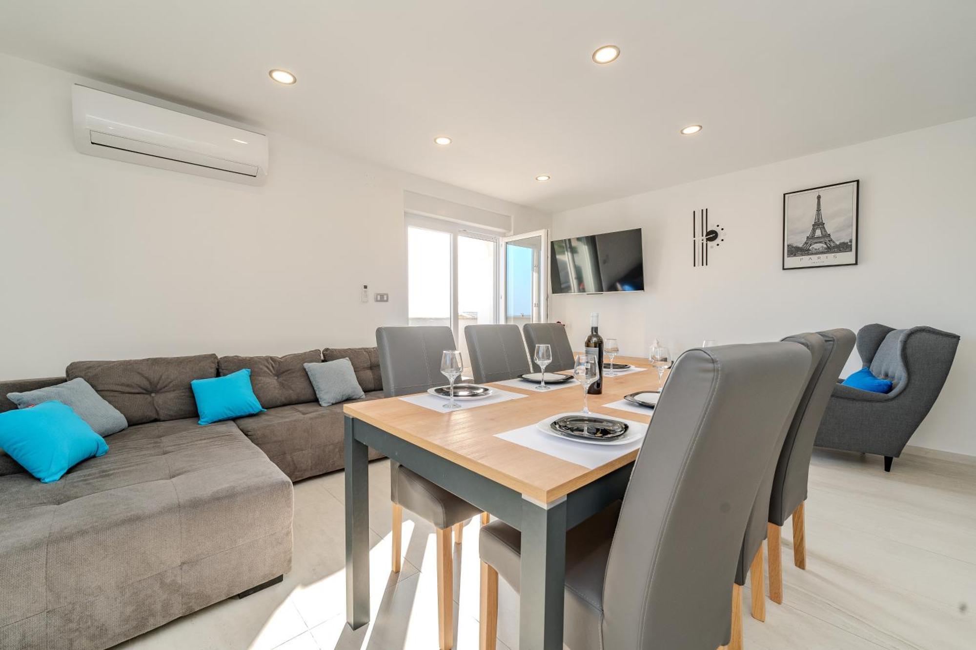 Dali II Apartment โนวาลยา ภายนอก รูปภาพ