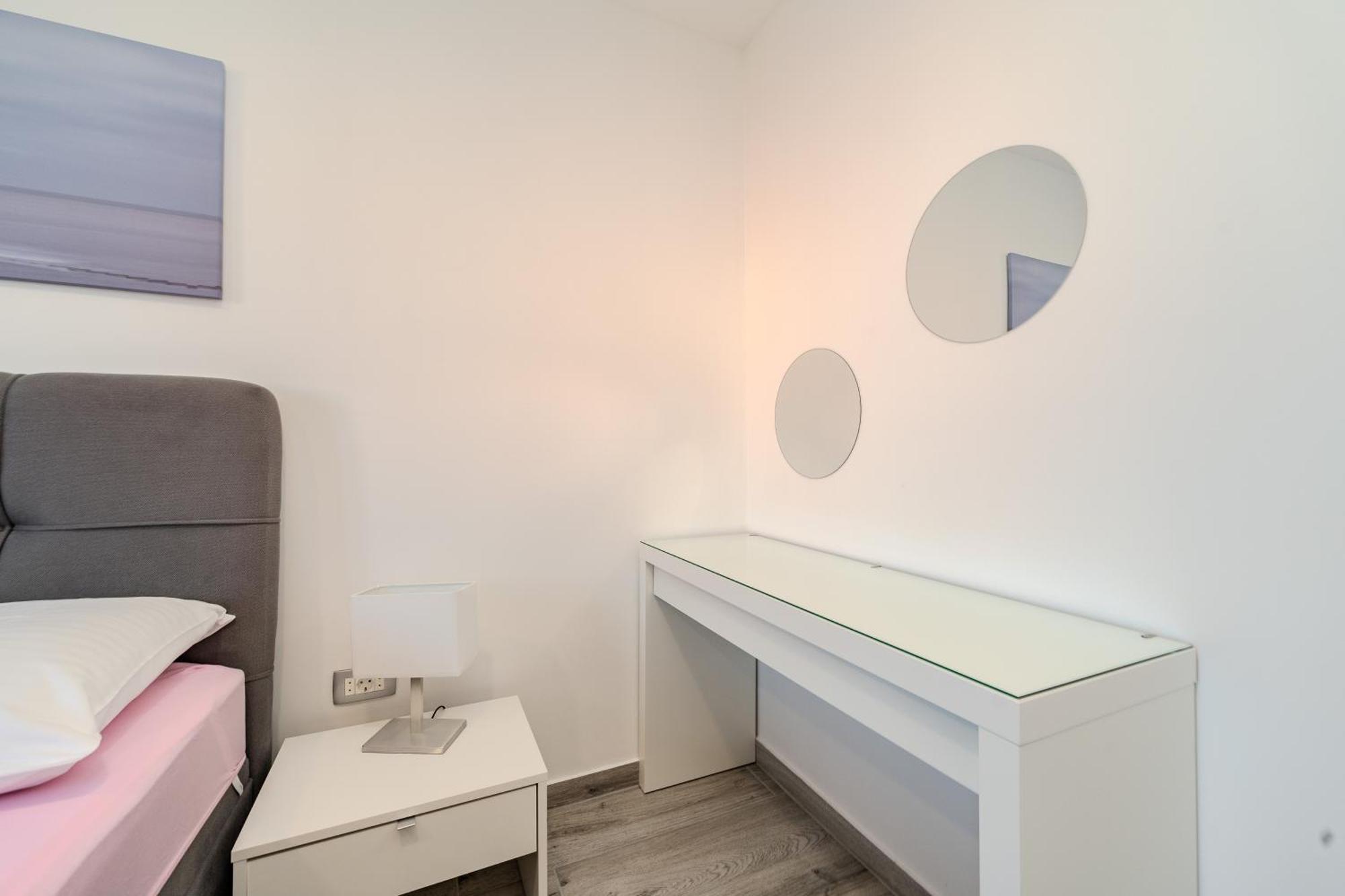 Dali II Apartment โนวาลยา ภายนอก รูปภาพ