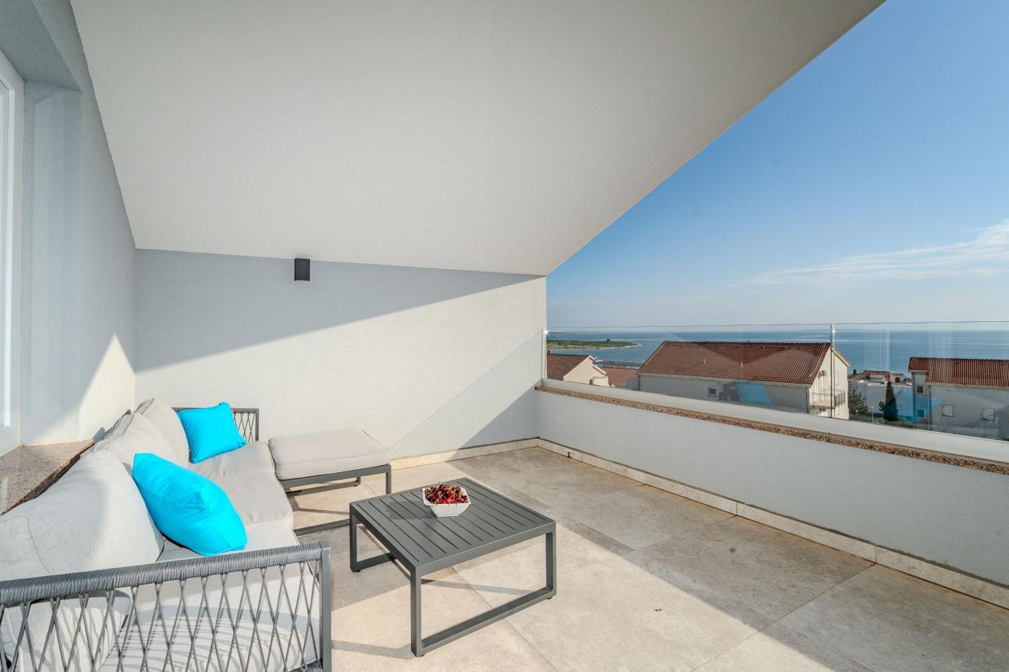 Dali II Apartment โนวาลยา ภายนอก รูปภาพ