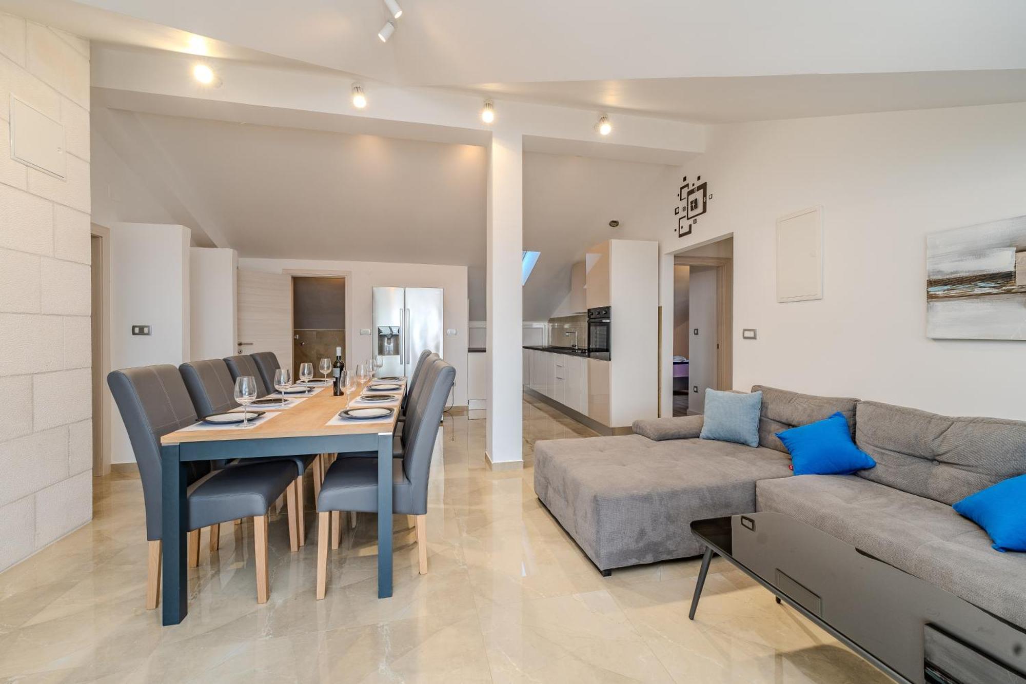 Dali II Apartment โนวาลยา ภายนอก รูปภาพ